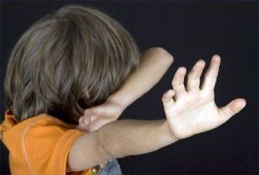 В Киеве 13-летний школьник изнасиловал семилетнего мальчика