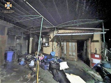 В Закарпатье из-за аккумулятора чуть не сгорел жилой дом 
