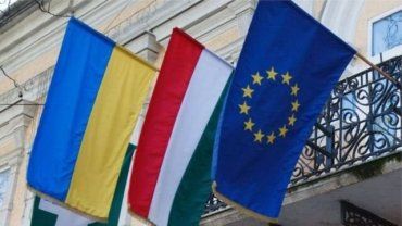 В Венгрии запустят опрос по членству Украины в ЕС и ущемлению прав венгров Закарпатья 