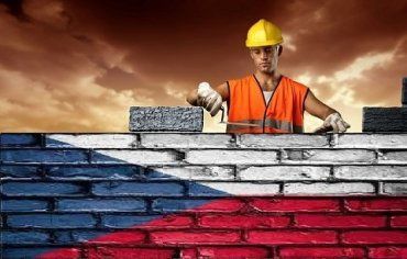 Работа + вид на жительство: Чехия собирается увеличить число украинских работников 