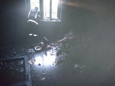 В Берегово под вечер горел частный дом: Погиб 50-летний мужчина 