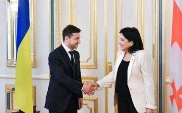 Президент Украины Владимир Зеленский провел встречу с президентом Грузии Саломе Зурабишвили