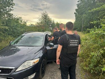 В Закарпатье на доставке уклониста задержан 21-летний перепращик 
