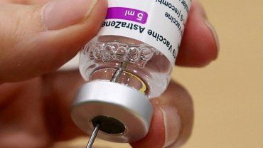 Европейский регулятор заявил о связи между вакциной AstraZeneca и образованием тромбов