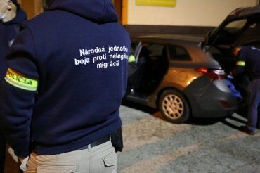 В соседней с Закарпатьем Словакии полиция раскрыла преступную схему нелегального найма заробитчан