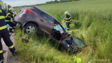 В Словакии три человека погибли в лобовом столкновении грузовика и легковушки