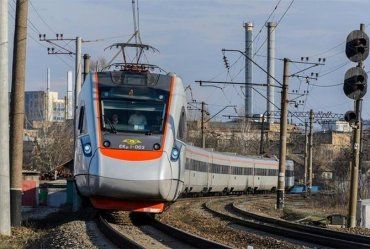 Нові терміни запуску потяга "Будапешт-Мукачево" назвали у Кабміні