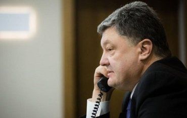 Петр Порошенко позвонил Владимиру Зеленскому