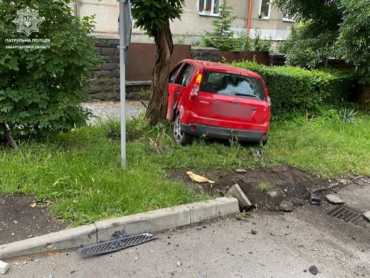 В Ужгороде с утра пораньше произошло бухое ДТП 
