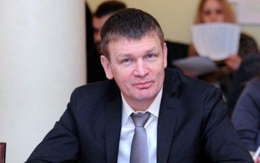  В Ужгороде НАБУ проводит обыски у народного депутата Роберта Горвата