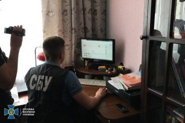 Заклики до захоплення влади: Кіберспеціалісти СБУ викрили чиновника на Закарпатті як агента РФ 