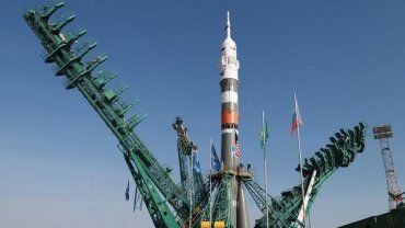 К МКС запущен пилотируемый космический корабль «Союз МС-18» 