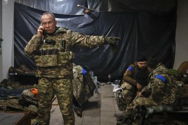 Зеленский предоставил Сырскому карт-бланш на смену кадров в армии