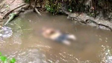 В Закарпатье со дна реки вытащили труп неизвестного человека 