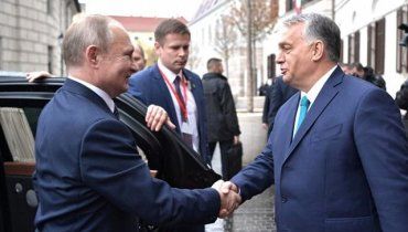 Орбан решил предвыборную компанию в Венгрии начать прямо из Москвы