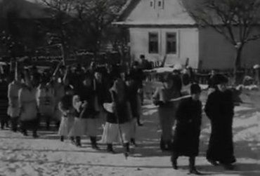 Архивные кадры празднования Рождества на Закарпатье почти 80 лет назад
