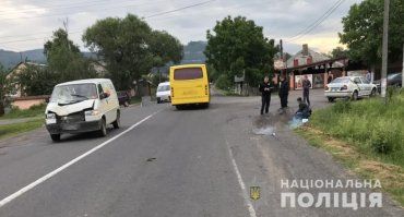 В Закарпатье водитель микроавтобуса переехал пешехода