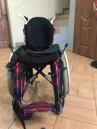 Скандал вместо инклюзии: В Ужгороде ребенка с инвалидностью отказались пустить в детский клуб