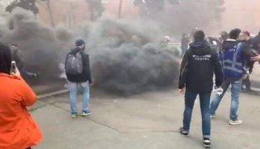 Митинг националистов возле офиса ОПзЖ закончился взрывом и потасовкой
