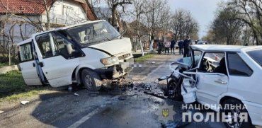 Вчерашнее ДТП в Закарпатье оказалось роковым: Один человек не выжил, среди пострадавших маленький ребёнок