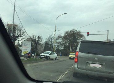 В Ужгороде на Собранецкой легковушка вылетела на тротуар