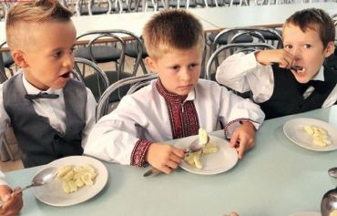  С 1 сентября в украинских школах начнут действовать новые нормы питания