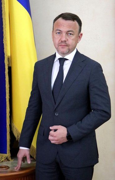 Олексій Петров сам подав у відставку з посади голови облради в Закарпатті