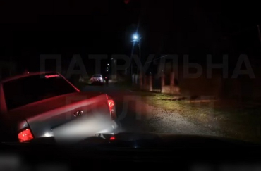 В Закарпатье патрульные показали гонки за пьяным "шумахером" 