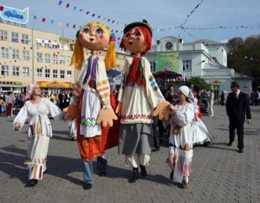 В Ужгород на старейший фест театров кукол приехали участники из десяти стран мира