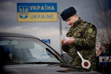 Смогут ли принудительно мобилизовать военнообязанных украинцев из-за границы?