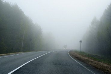 Вниманию водителей: Завтра в Закарпатье придут густые туманы 