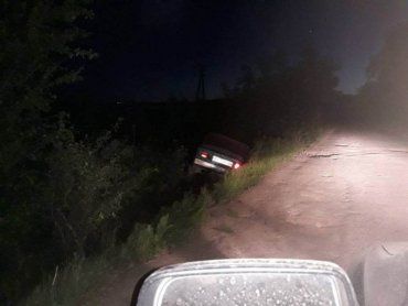 В Ужгороде пьяный водитель съехал в кювет