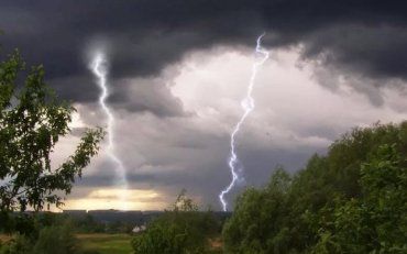В Закарпатье ожидается погодный армагеддон - град и буря