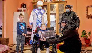В Закарпатье малыш пришёл к полицейским с просьбой отыскать святого Николая
