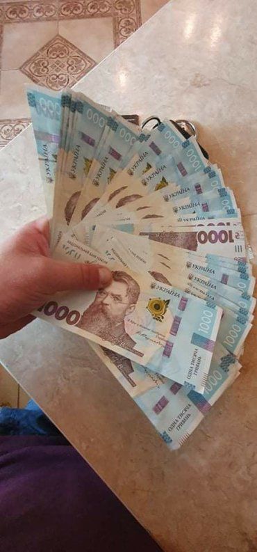 Лучшая ошибка: В Закарпатье банкомат выдал человеку на 36 тысяч гривен больше 
