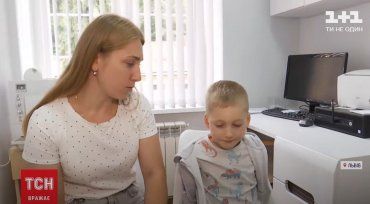 Неделями был в реанимации: Над 6-летним мальчиком из Закарпатья провели "библейскую" операцию 