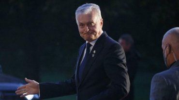 Науседа «сожалеет» из-за решения Китая «забанить» грузы из Литвы 