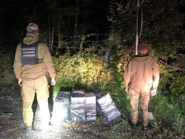 В Закарпатье ночью на границе засекли табачных "бизнесменов"
