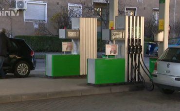Венгрия ограничит "дикие" цены на бензин и дизель