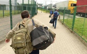 Уклонистам упокоится: Сбежавших из Украины мужиков не накажут