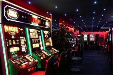 Нелегальные казино уберут с улиц: Законопроект о легализации игорного бизнеса могут принять завтра