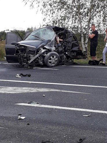 В Закарпатье на трассе "Киев-Чоп" случилась страшная авария