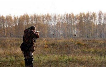 Через воєнний стан в Україні забороняють полювання