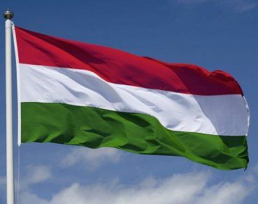 Будапешт пішов на несподіваний крок з угорськими паспортами в Закарпатті