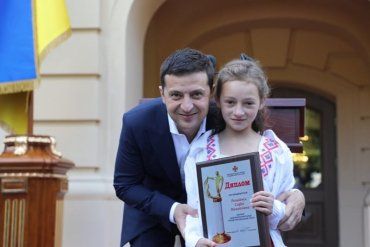 Президент Украины удостоил ребёнка из Закарпатья званием Героя-спасателя