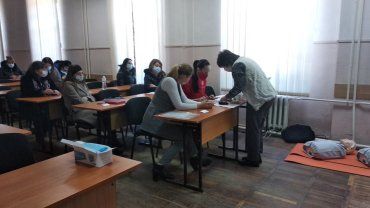 В Ужгороде медиков уже готовят к вакцинации местного населения