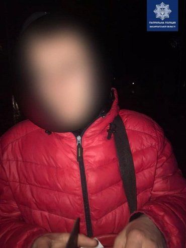 В Закарпатье полиция изъяла у несовершеннолетнего нарушителя кастет