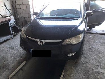 Авто «Хюндай» у 52-летнего гражданина Венгрии изъяли.