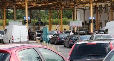 Украинско-венгерская граница в Закарпатье: ДФС сообщает, как не попасть в очередь