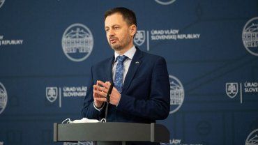 Глава правительства Словакии приедет в Киев и встретится с Зеленским